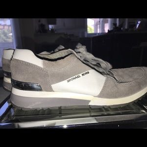 Micheal Kors Sneakers
